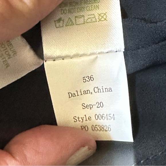 Lilly Pulitzer Zaria Dress- onyx polka dots jacquard, metallic. Size 6 - Picture 13 of 15